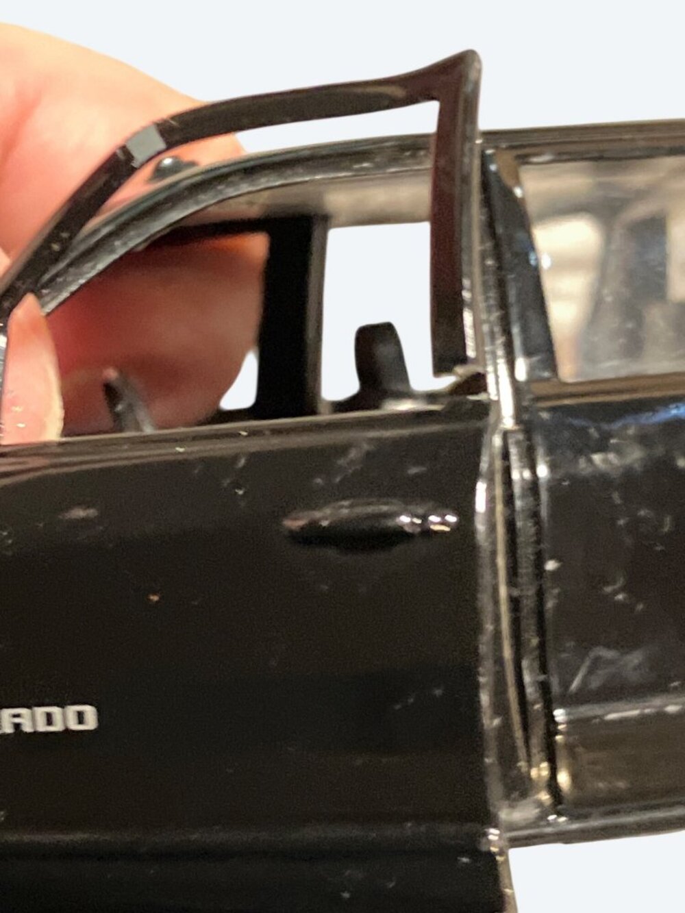 Diecast Chevy Silverado 1:27 Scale Black Truck By Motormax Collectible for Parts - Picture 7 of 14